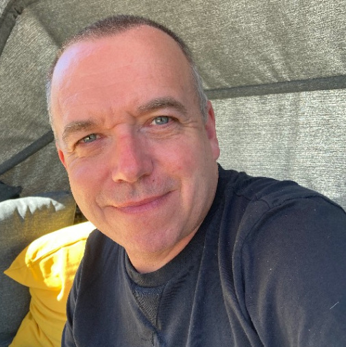 Talks for Group - Guy In The Sky